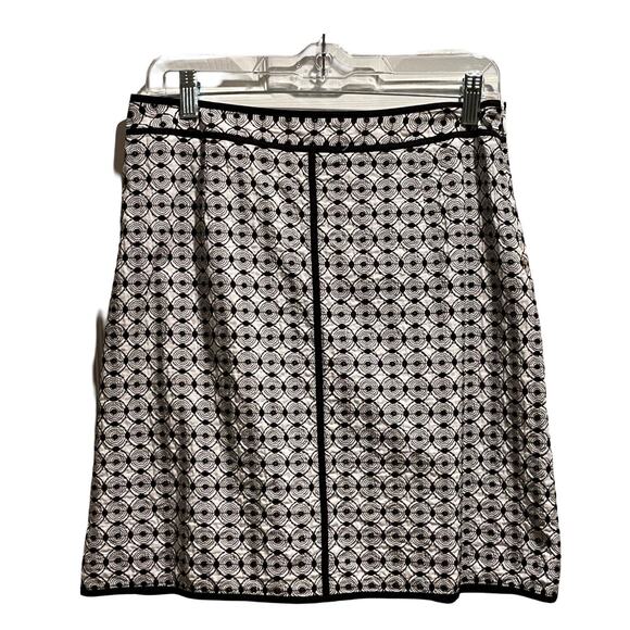 Talbots Skirt Womens Size 8P White Black Geometric Pattern - Picture 2 of 8